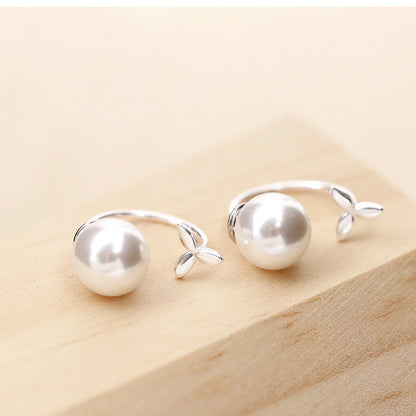 Elegant 925 Sterling Silver Grass-Shaped Earstuds for a sophisticated look