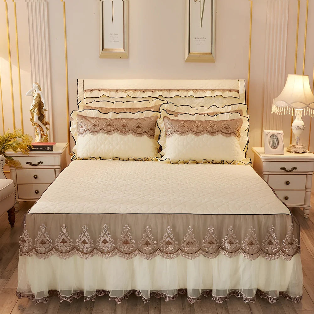 Quilted lace bed skirt with embroidery detailing and 1.8m circumference for Simmons beds