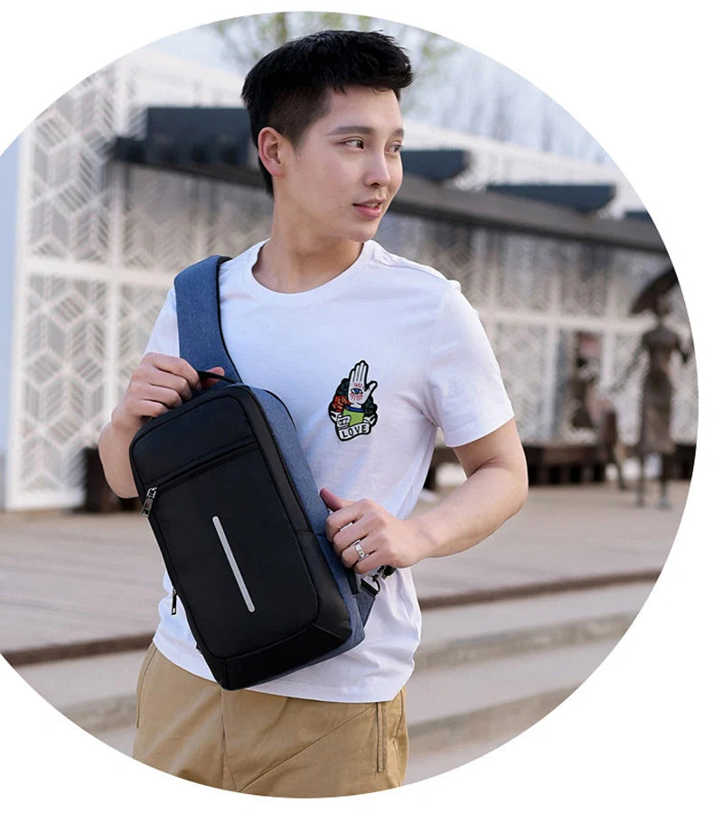 Anti-theft USB charging chest bag in polyester with computer pocket