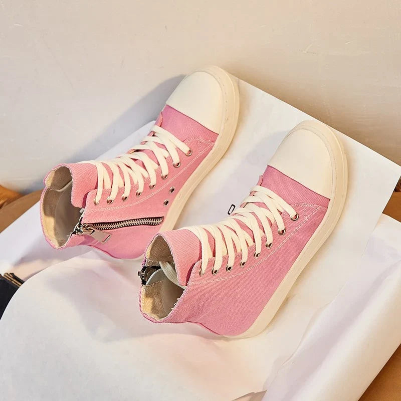 Stylish and comfortable European and American trend student casual sneakers in pink with a canvas upper and rubber sole