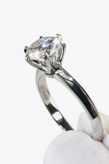 Premium 925 sterling silver ring featuring a captivating 3 carat moissanite centre stone in a classic 6-prong setting