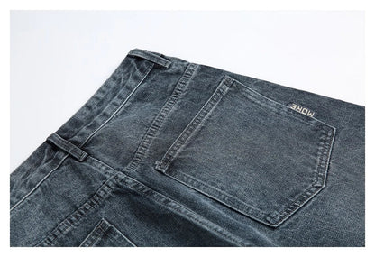 Men's Japanese-inspired retro jeans in black and gray, featuring a mid-waist fit and premium cotton construction for comfort and durability.