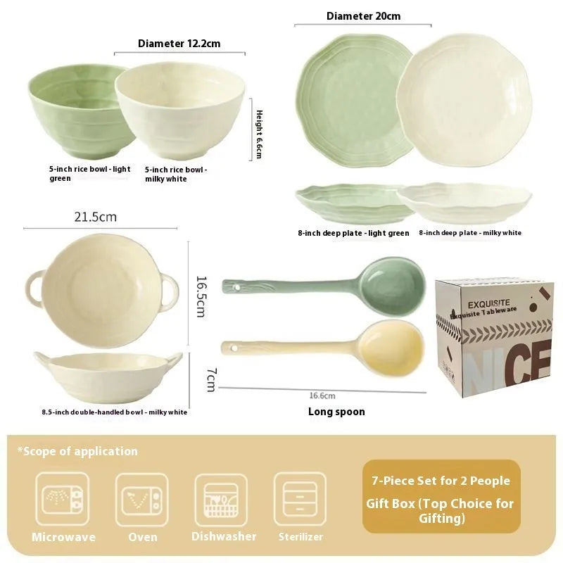 Solid colour ceramic tableware set with seven pieces in a minimalist style, presented in a gift box.