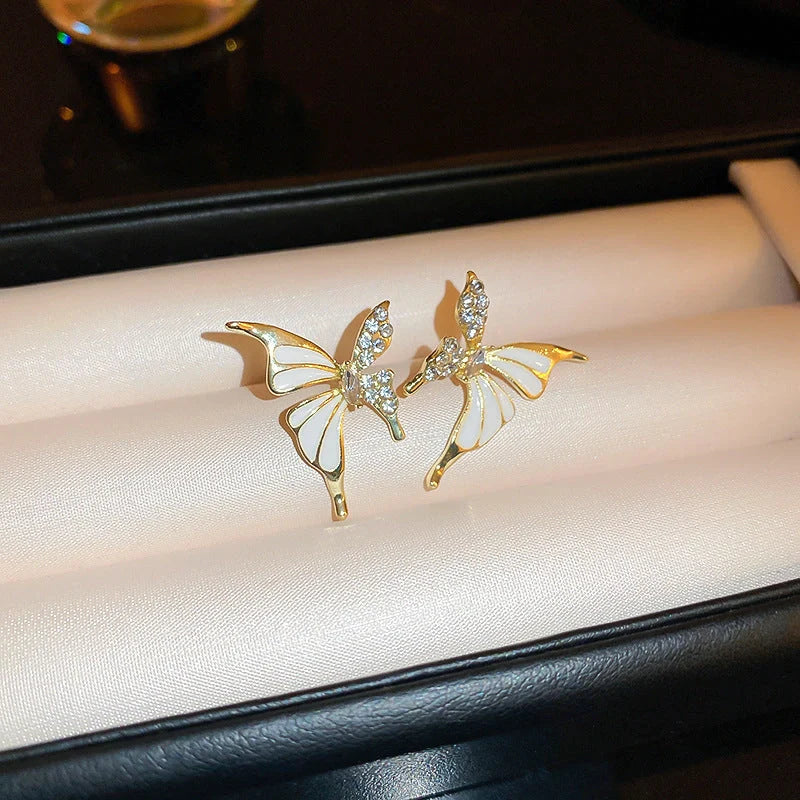 Exquisite rhinestone butterfly stud earrings for women, elegant and versatile fashion jewelry