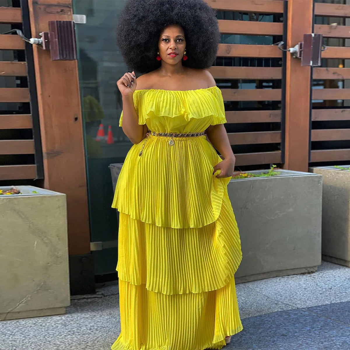 Off-shoulder backless sleeveless pleated maxi dress in yellow red green purple black wine red, sizes S to 4XL