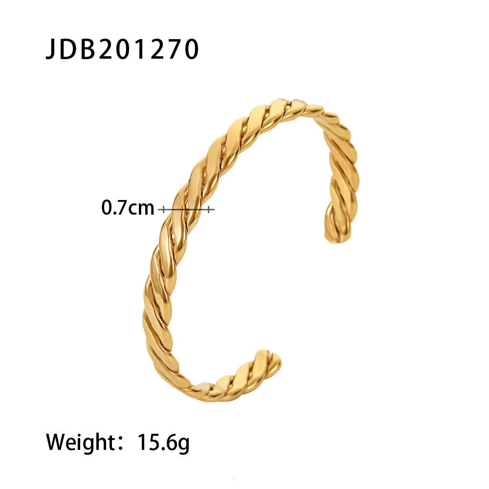 Women's stainless steel bracelet with electroplated finish in European and American style