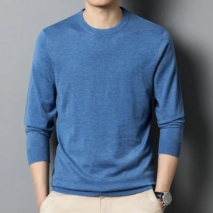 Men's heavy wool pullover sweater in light business style with fine yarn construction