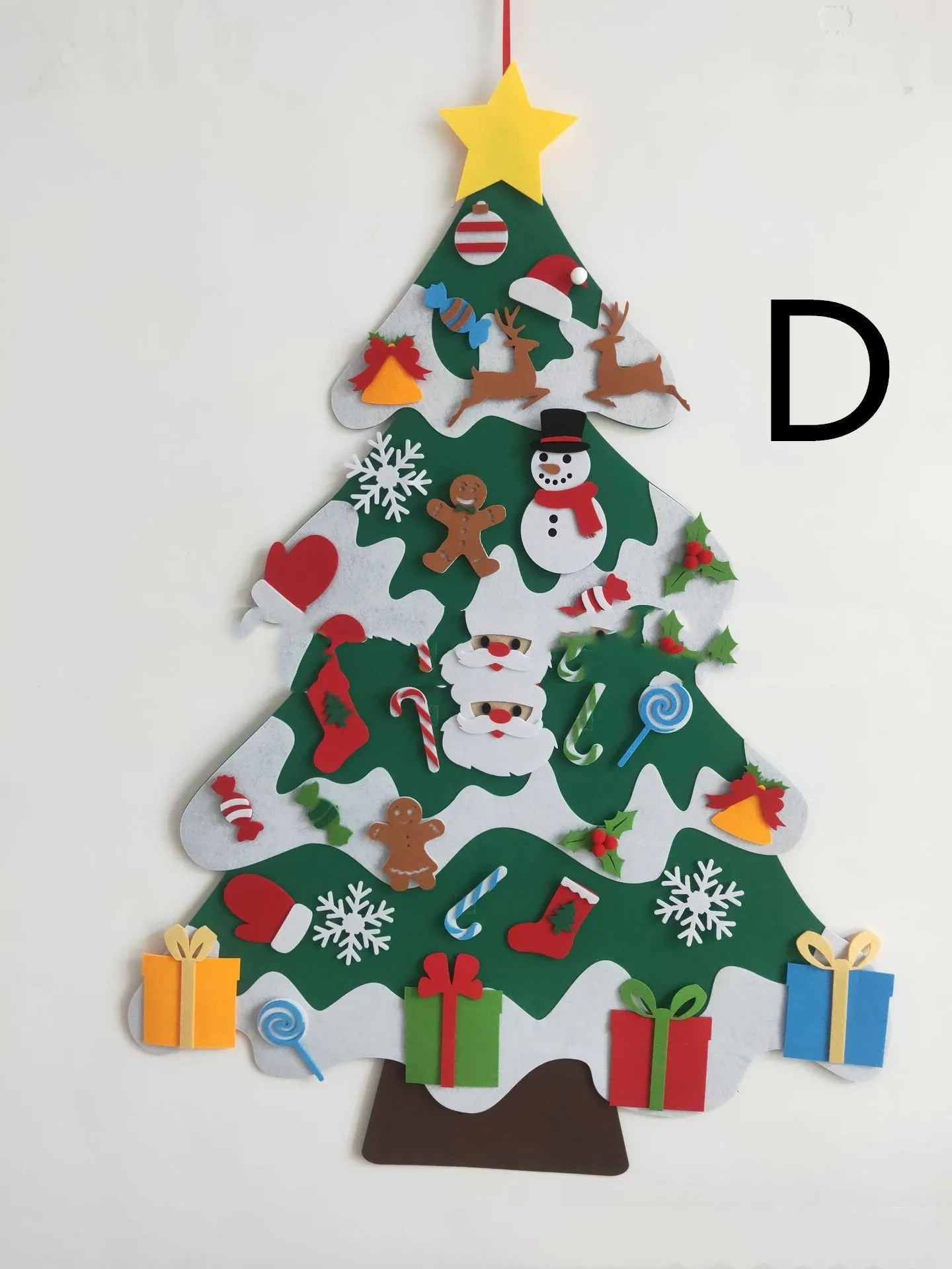 3D layered DIY felt Christmas tree with 32 decorations including Santa, reindeer, snowman, and stockings