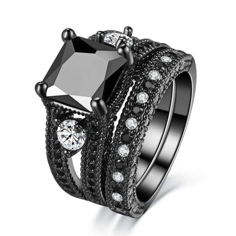 Stainless steel dragon pattern ring, a unique fashion accessory for men and women.