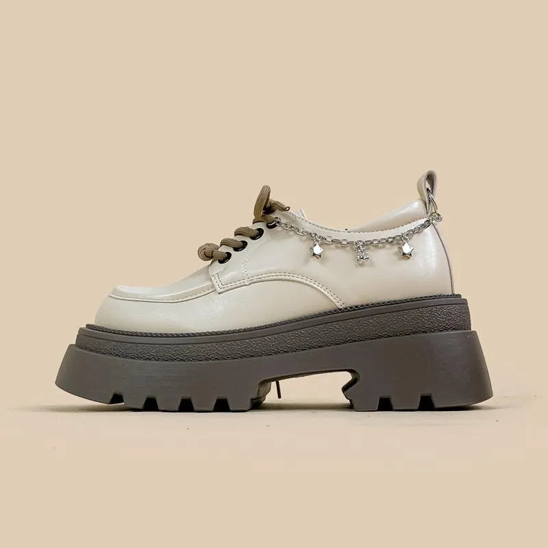 White British style platform leather shoes with chunky heel and round toe design