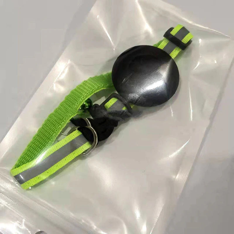 Adjustable Airtag pet collar with reflective strip and bell for cats and dogs