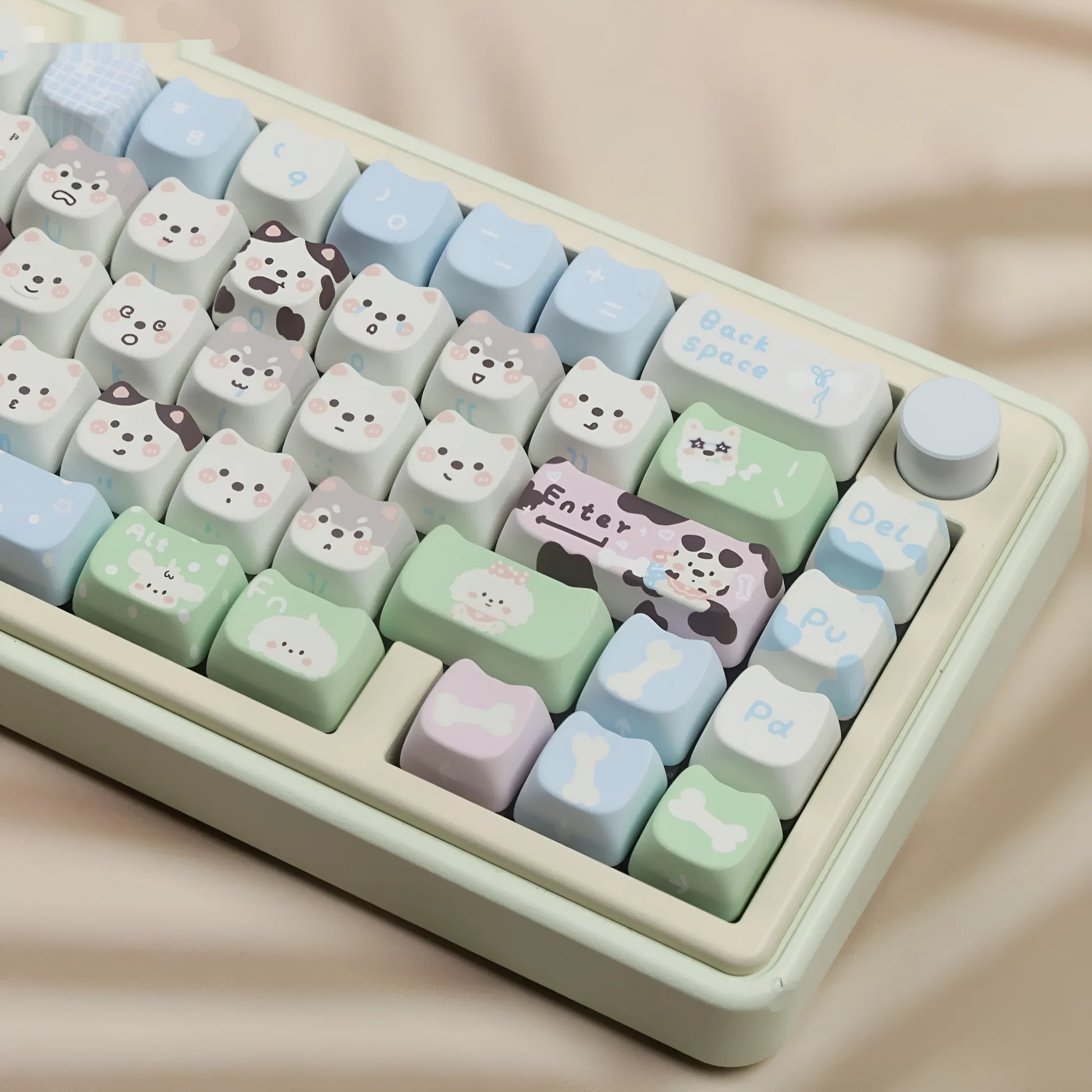 Full set of puppy character PBT sublimation keycaps for mechanical keyboards with illustrated dog theme design