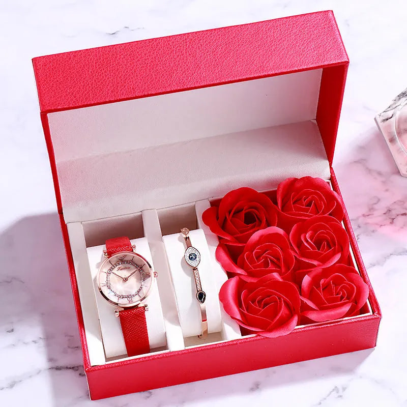 Ladies round watch with 32mm dial, 6mm alloy case, leather strap, and pin buckle