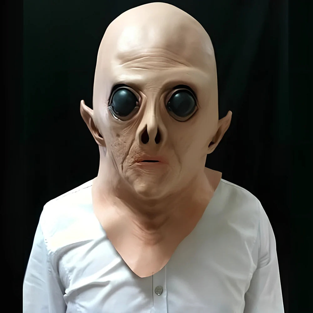 UFO alien Halloween mask with adjustable 26cm-42cm size range and vinyl construction