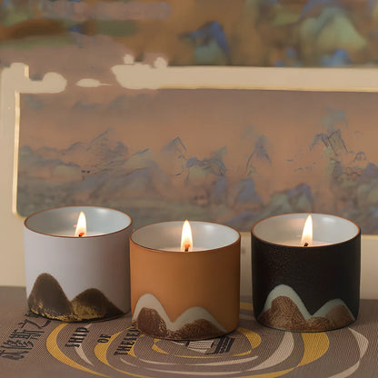 Glass tea cup candle with 5.2cm width, 4.3cm height, floral fruity aromas