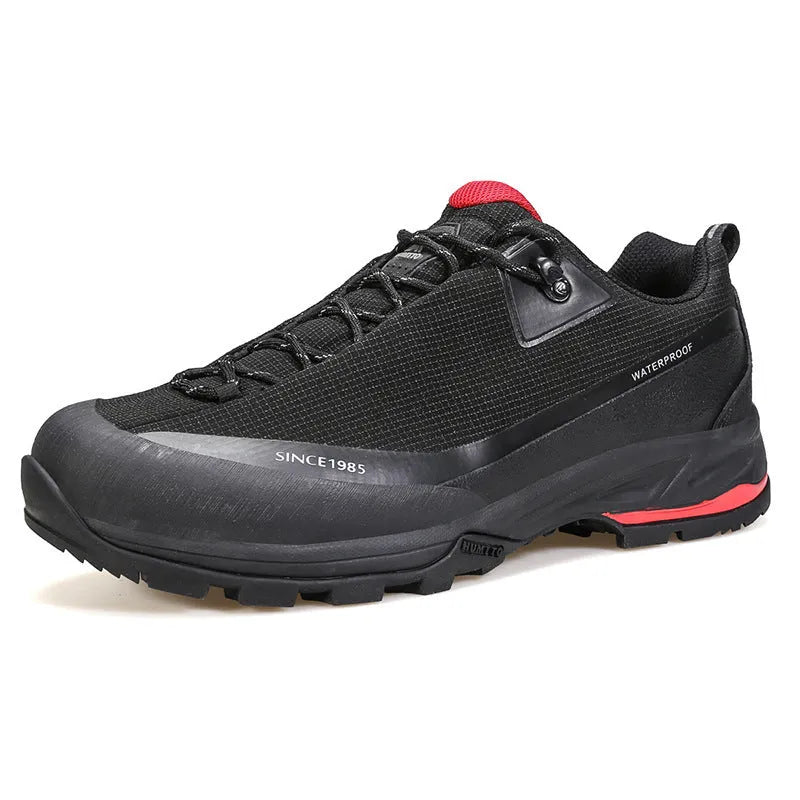 Low-top mountain climbing shoes leather mesh upper non-slip rubber outsole hiking boots casual wear