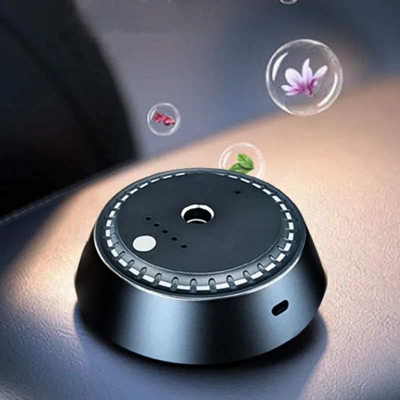Black metal car aroma diffuser with USB charging port and 30ml capacity