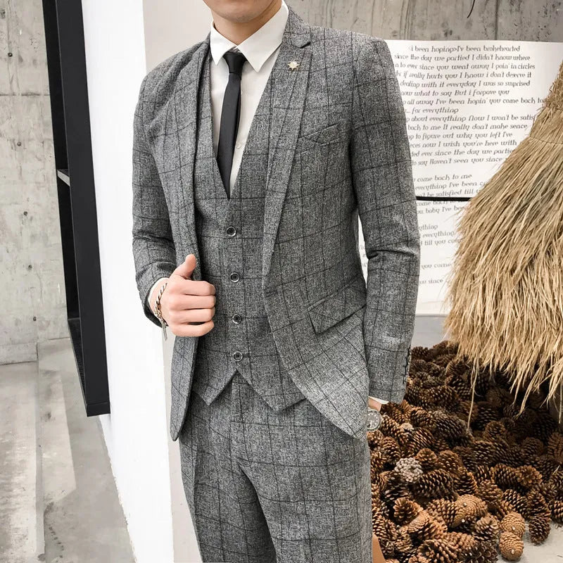 Men's slim fit plaid three-piece suit in chemical fibre viscose blend, available in khaki black dark blue grey