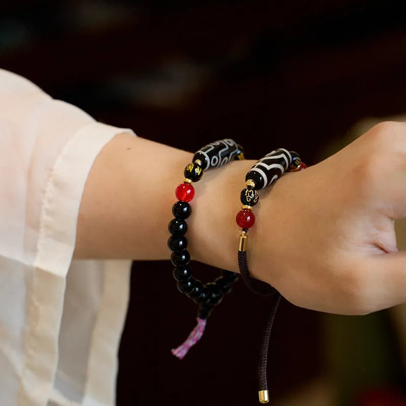 Tibetan ethnic style dzi bead agate bracelet with 8mm geometric beads in handcrafted construction