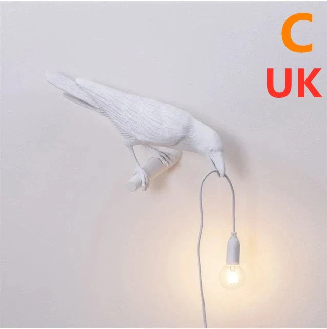 Creative Auspicious Bird Resin Wall Lamp Decoration in white or black