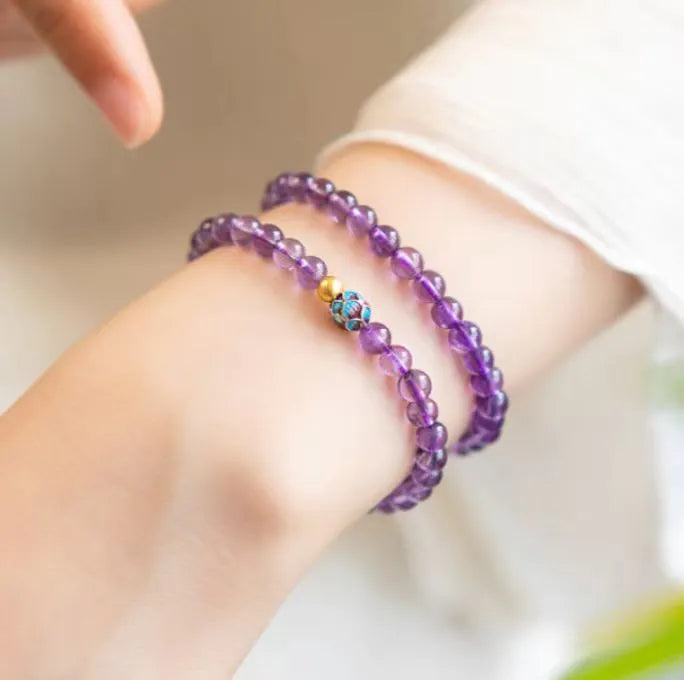 Women's lotus bracelet in nine purple colour with retro design and mixed materials