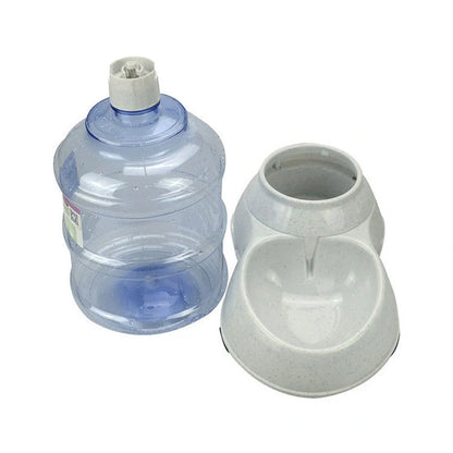 Automatic pet feeder and water dispenser for cats and dogs with large capacity