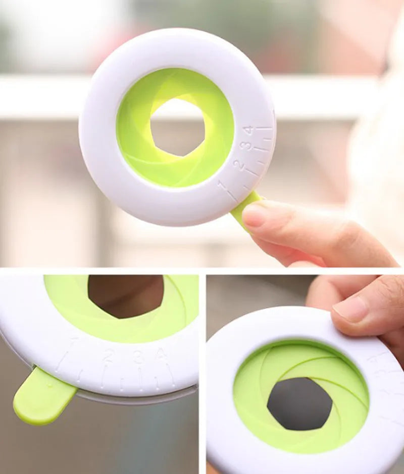 Plastic noodle thickness selector and pasta measuring kitchen tool 8x9x1cm
