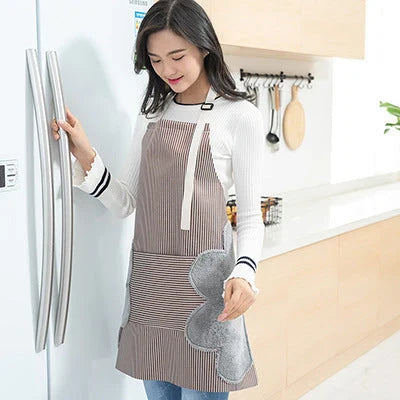 Adjustable waterproof kitchen apron with towel pockets, featuring a sleek Nordic-inspired design and made with durable Oxford cloth and soft polyester velvet.