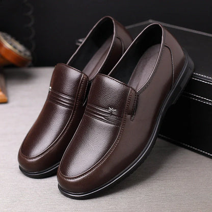 Men's leather business casual shoes with rubber sole in black and brown