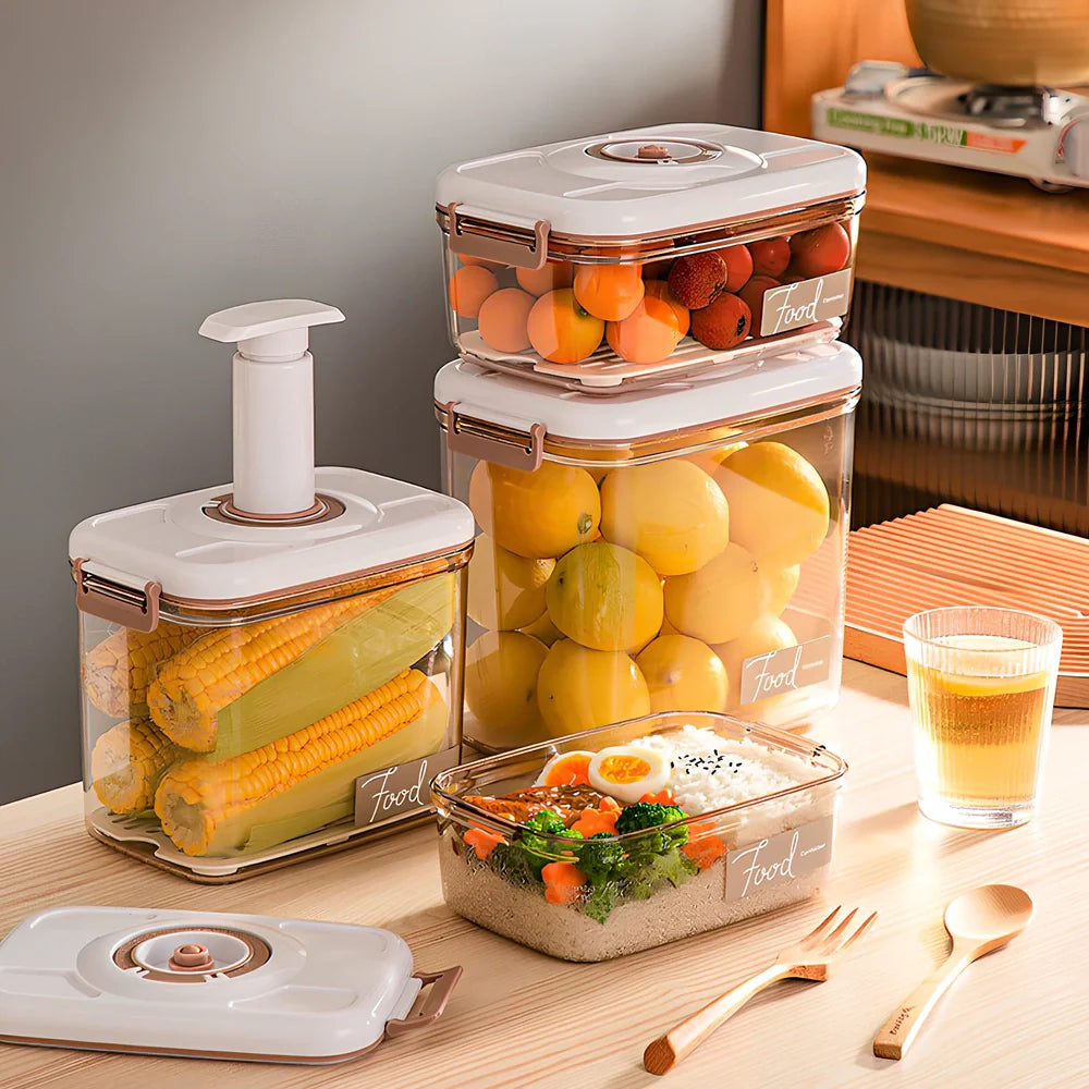 Transparent vacuum food storage box with manual pump and removable drainage net for extended freshness