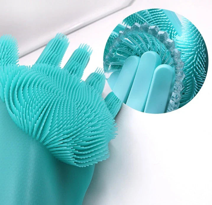 Silicone gloves with heat-resistant and non-slip design for versatile cleaning and cooking tasks
