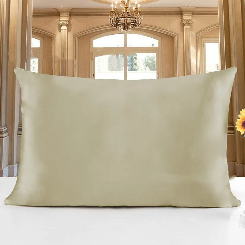 19 M double-sided silk pillowcase in champagne colour showing smooth texture and hem detailing
