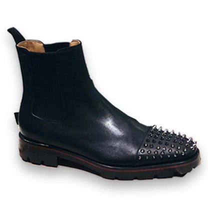 High-top business casual shoes in cowhide leather with a leather sole, shown in black and black-orange colours.