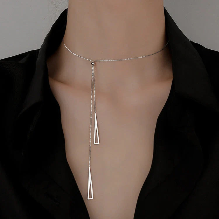 Adjustable sterling silver geometric triangle clavicle necklace for women with a modern design