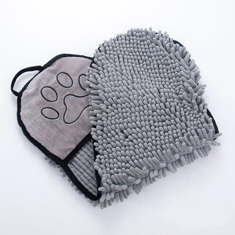 Premium pet towels made with super-absorbent chenille fibers for quick drying and convenient cleanup