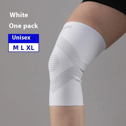 Adult sports knee pad in polyester fibre, available in sizes M, L and XL and six colours