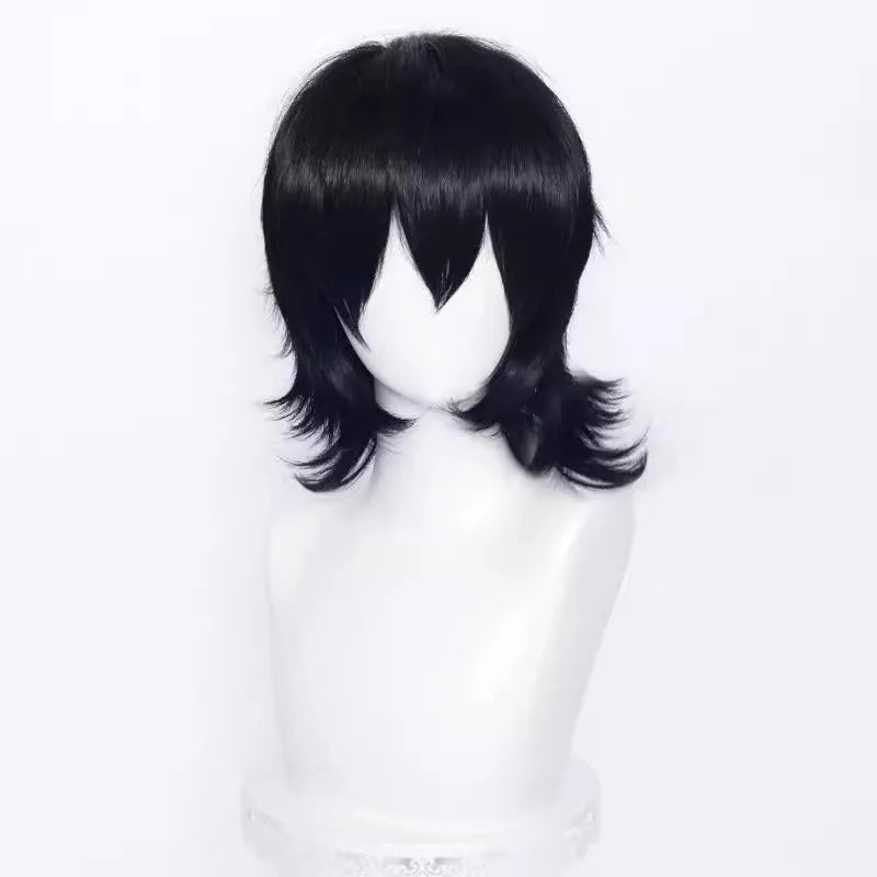 Short-length anime cosplay wig in high-temperature fibre on a stand.