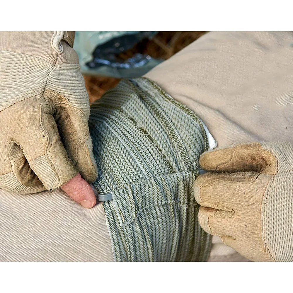 Simple and portable outdoor hemostatic bandage with sterile gauze tape in 10cm or 15cm sizes for emergency first aid
