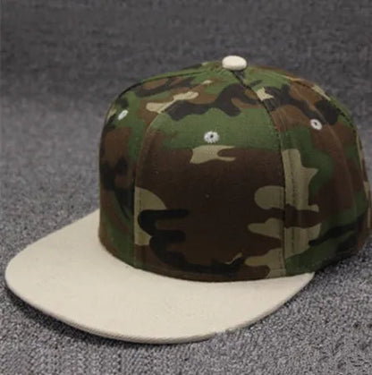 Camo snapback cap with flat brim, cotton polyester, adjustable closure, shown in black, blue, camouflage, and navy blue.