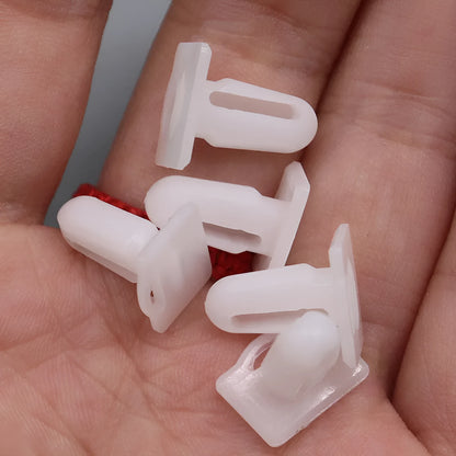 Pack of 60 D318 colour PA66 plastic automobile trim panel clips and fasteners.