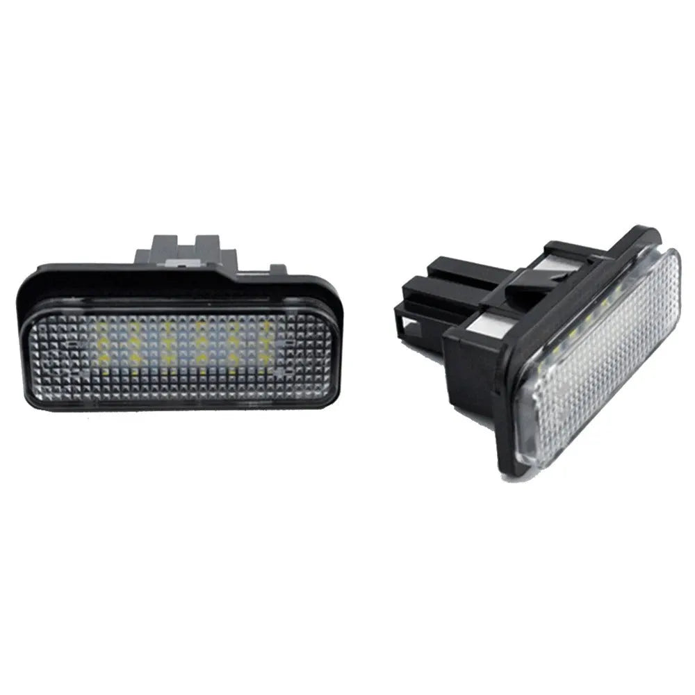 Mercedes Benz LED licence plate light for W203 W211 W219 R171 models showing 18 SMD LEDs