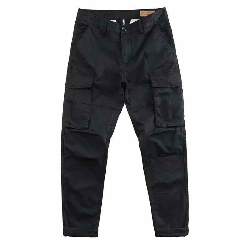 Men's multi-pocket labour protection trousers in solid colour with cropped length design