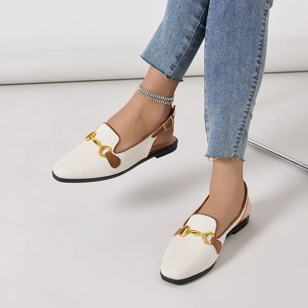 Women's closed toe half slippers with low chunky heel, linen upper, sizes 35-41, black or brown