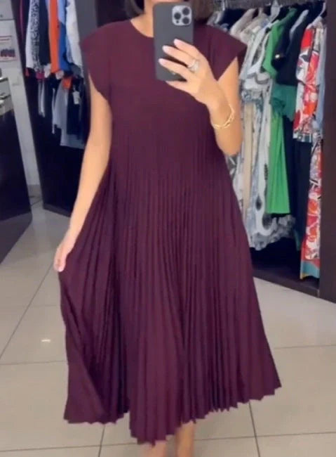 Elegant pleated high-waist long dress in a variety of classic and on-trend colours