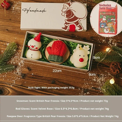 Handmade Christmas scented candle gift set with 9 designs, wooden display pad, and handbag