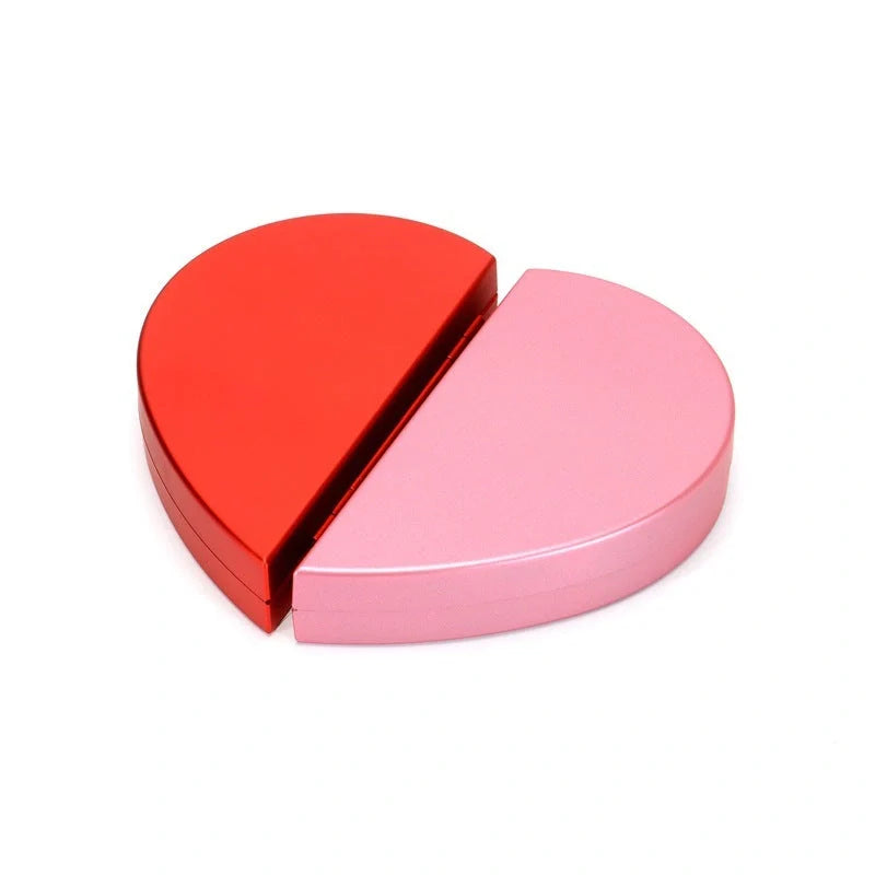 Heart-shaped 3D Love Box with rotating rose flower for ring display in red and pink