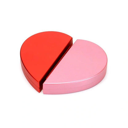 Heart-shaped 3D Love Box with rotating rose flower for ring display in red and pink
