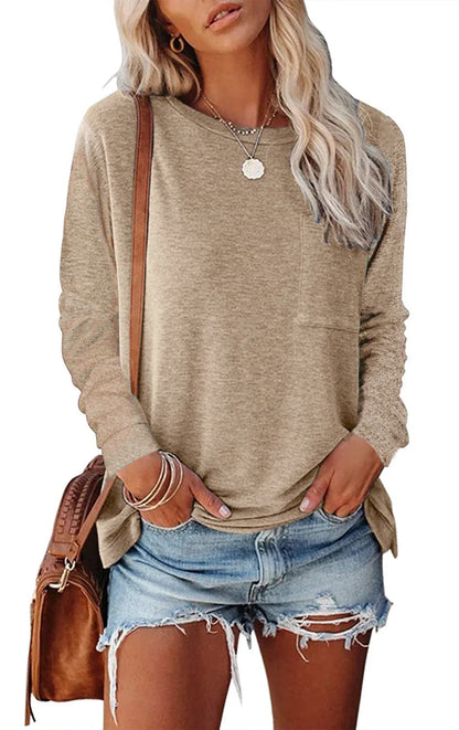 Cotton-polyester blend long-sleeved T-shirt with pocket split design in various colours