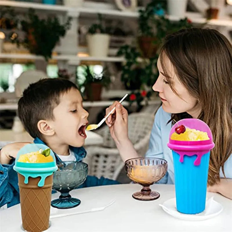 Blue 500ml slushy maker cup with squeeze bottle design for quick-frozen smoothies and homemade ice cream