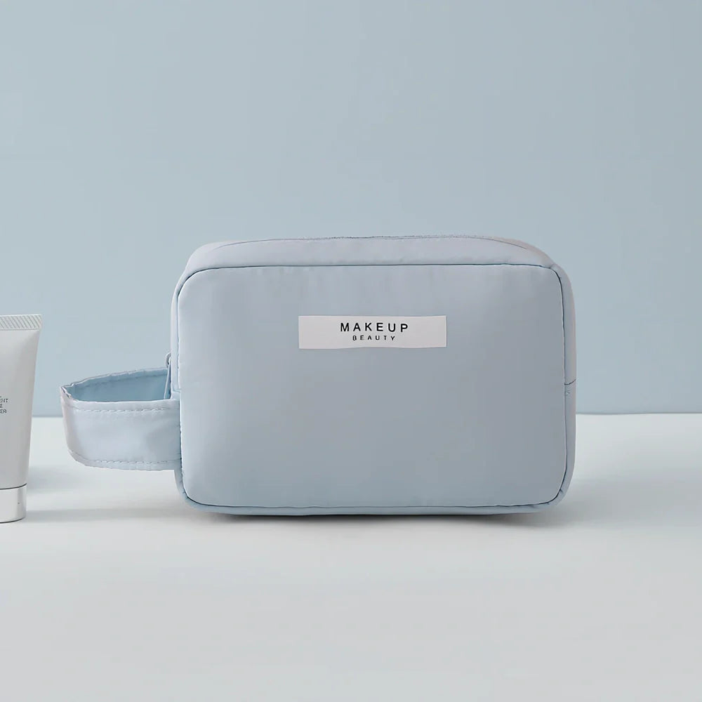 23x16.5x8cm travel cosmetic organiser bag with sponge construction and multiple compartments